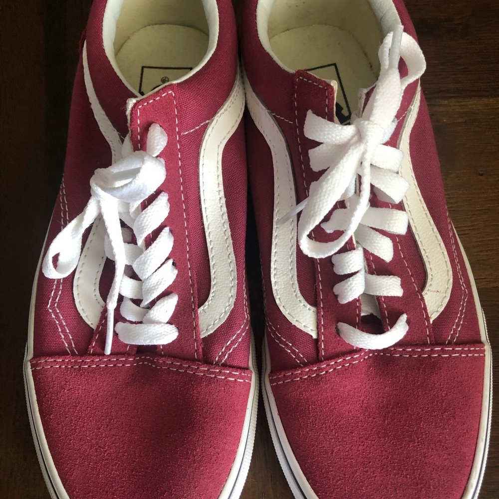 Vans - Picture 2 of 5